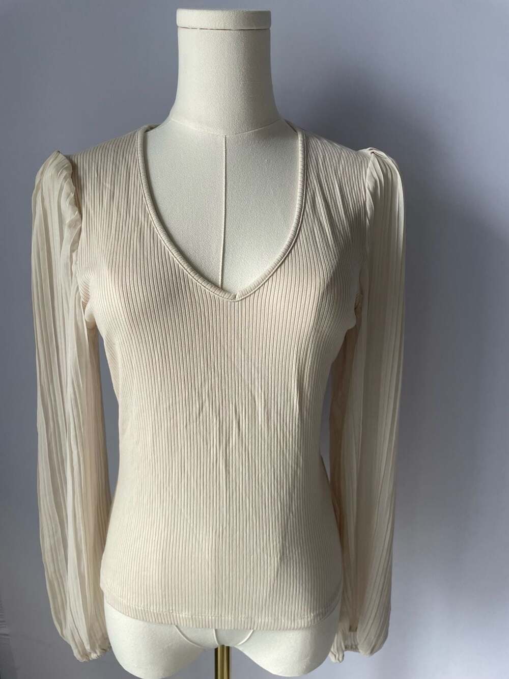 Heartloom Cream Ribbed Chiffon Sleeve Blouse
